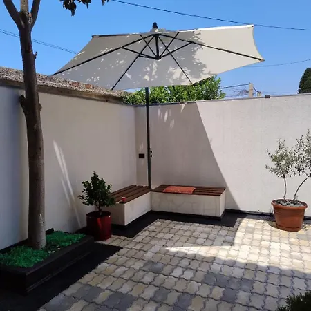 Vila Kurti Vlore Exterior photo